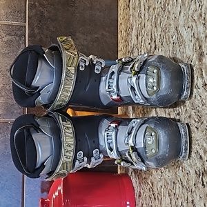 Tecnica Ski Boots 25.5